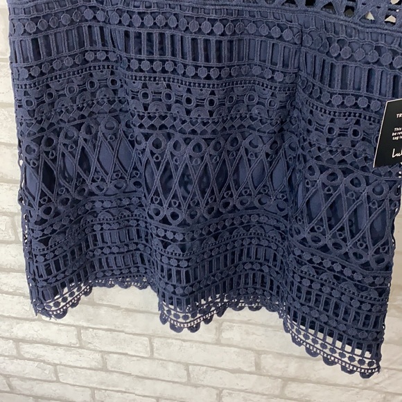 Lulu’s Sleeveless navy lace cut out dress size XL - Picture 7 of 11
